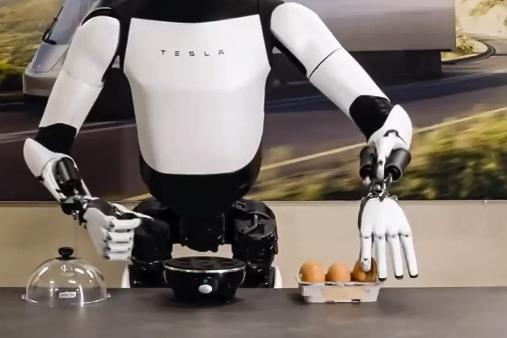 Elon Musk: Tesla Nears Breakthrough on Optimus Robot Hands