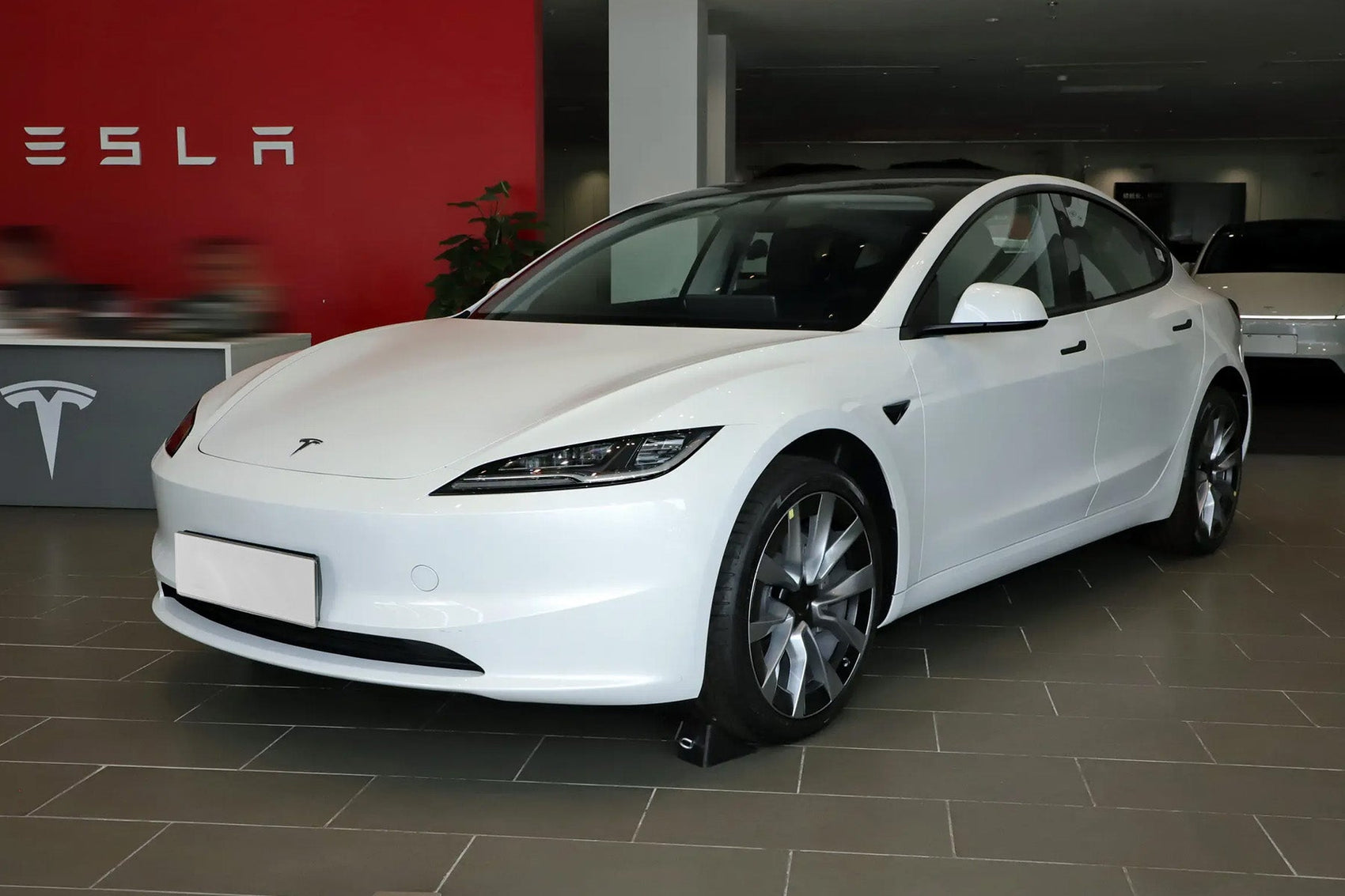 Tesla Dominates JD Power Tech Survey with Double VW’s Score, But Gets No Award